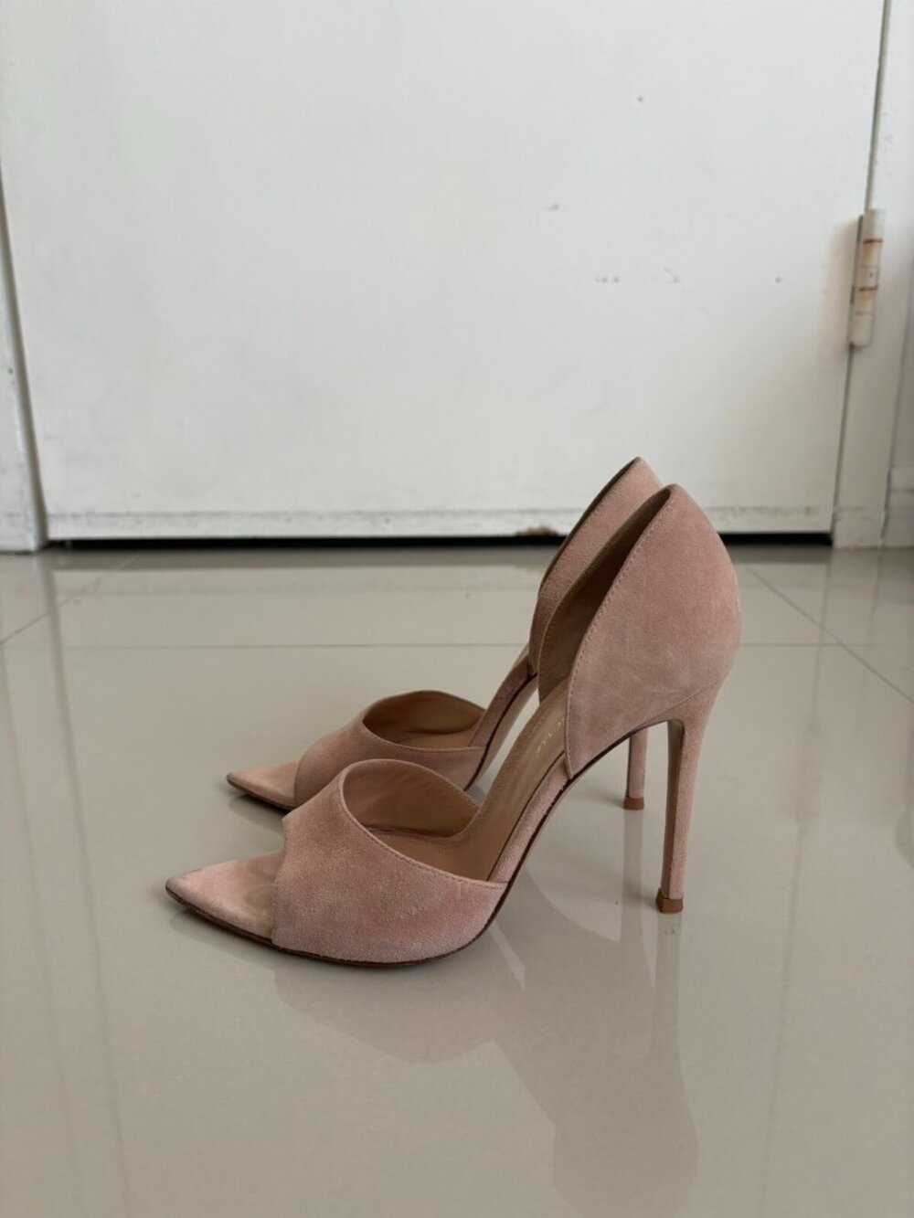 $775 GIANVITO ROSSI Suede Peep Toe Pump Heels 105mm